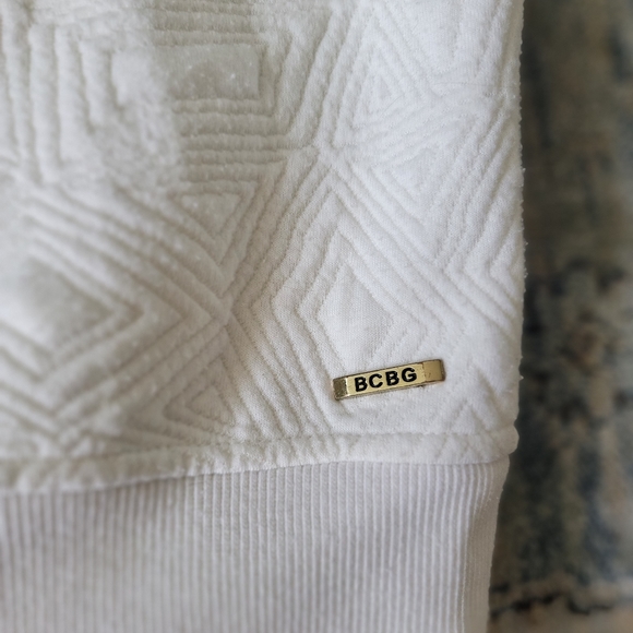 BCBG sweatshirt - Picture 3 of 4